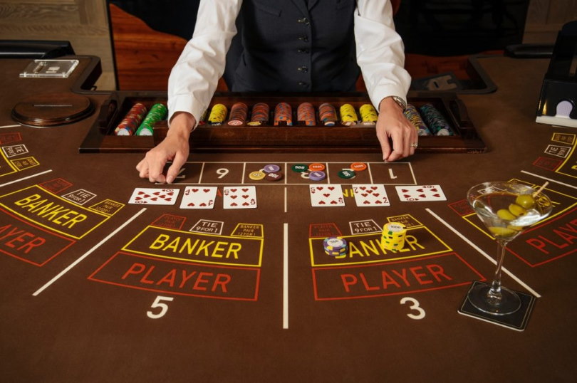 Bí Quyết Chinh Phục Baccarat - Hướng Dẫn Cách Chơi Baccarat Toàn Tập